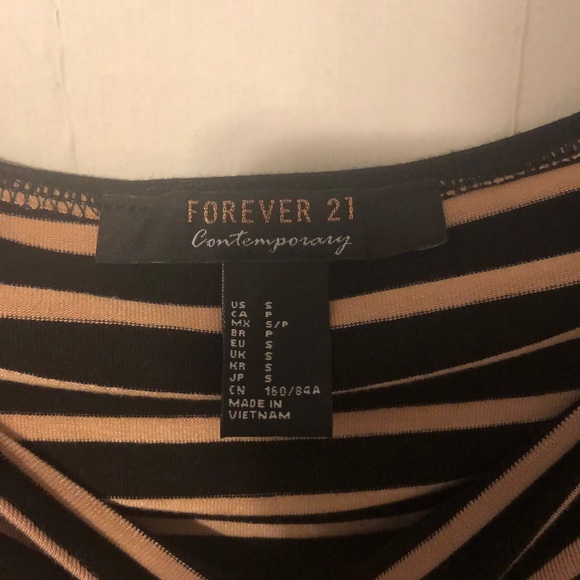 Off the shoulder top from Forever 21 - Picture 2 of 3